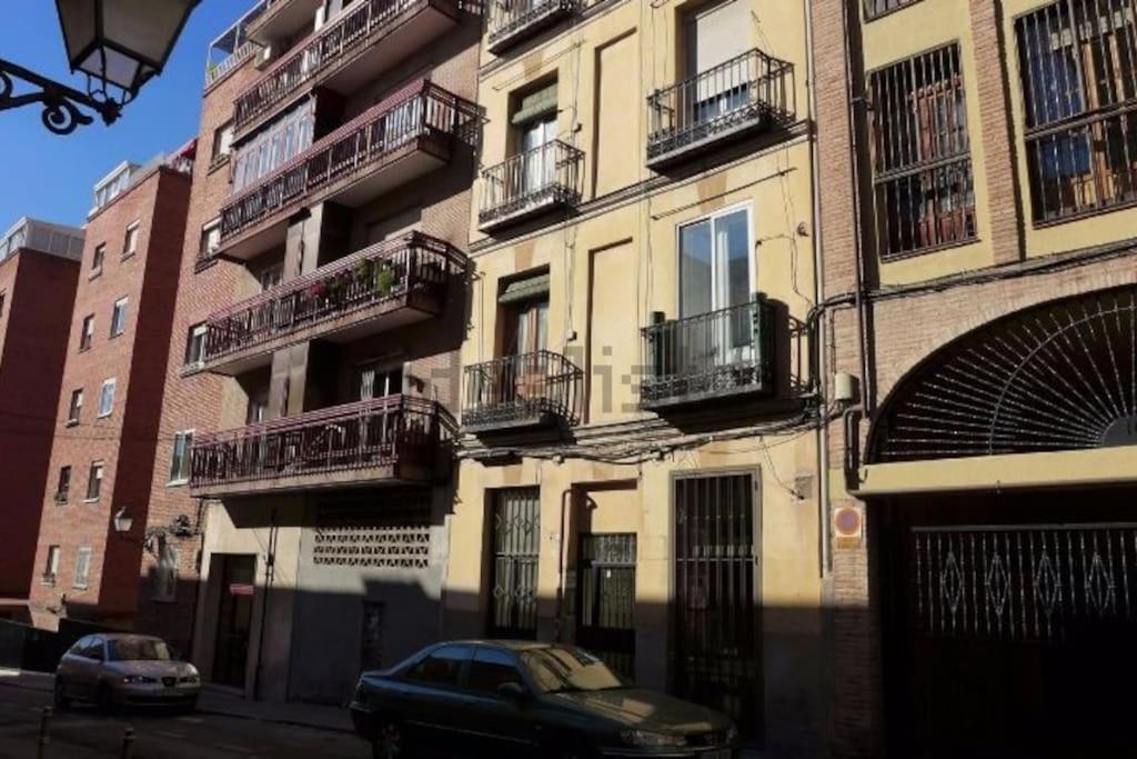 San Bernabe, Apartamento Para 2 En Las Vistillas Junto A Metro Puerta De Toledo Madrid Esterno foto